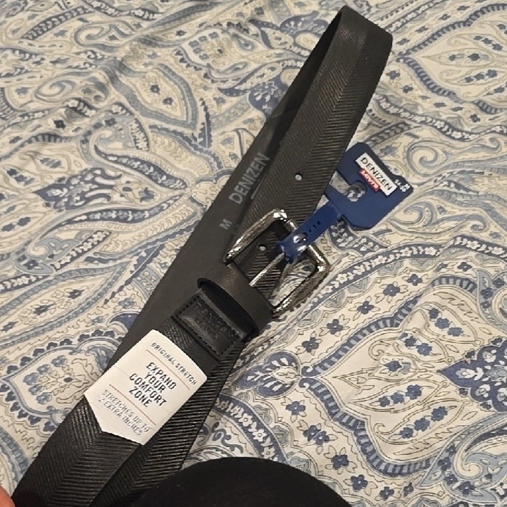 ❤️10/$40 New Mens Black Levis Belt